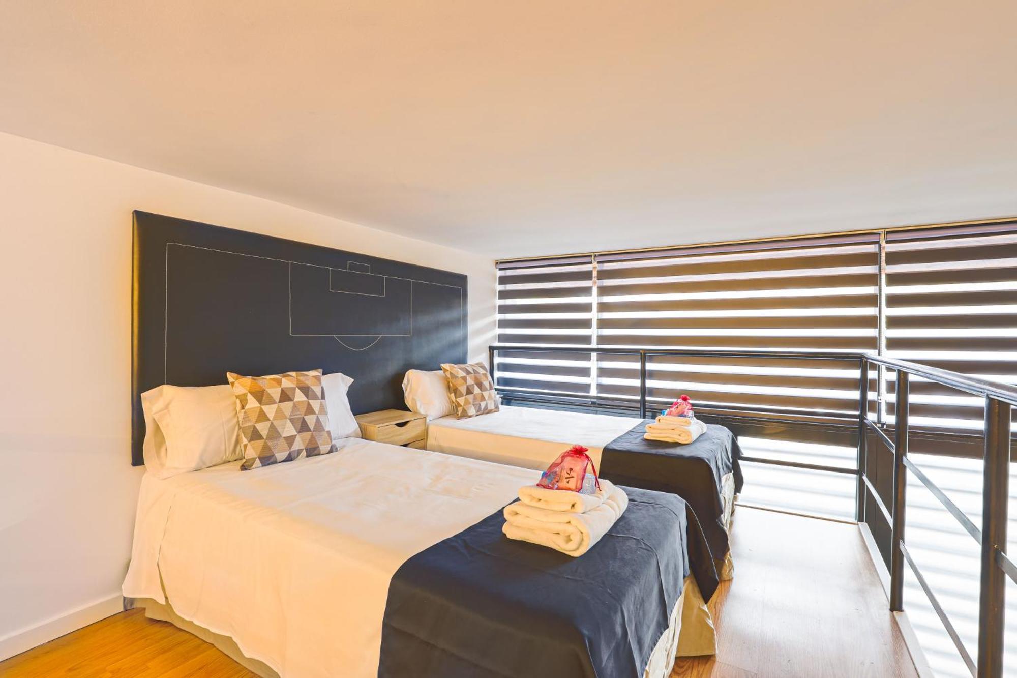 Apartamento Alcam Les Corts Barcelona Exterior foto