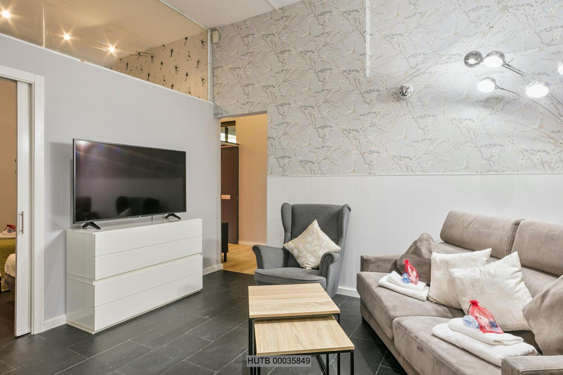 Apartamento Alcam Les Corts Barcelona Exterior foto